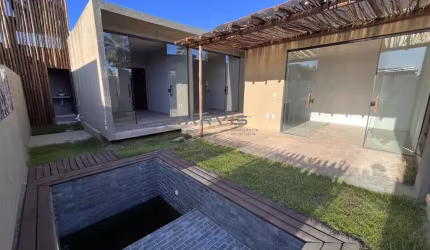 Casa com 2 suítes localizada na praia do Patacho, à venda - R$ 480.000,00