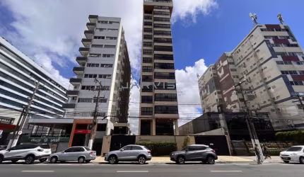 Apartamento beira mar com 3 suítes