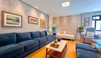 Apartamento á venda na Ponta verde com 4 quartos, 4 banheiros, 2 vagas