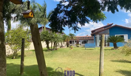 Linda Chácara em Condominio fechado