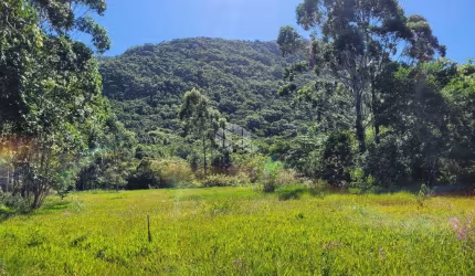 chacara localizada no Rio Vermelho  com 76.000m²