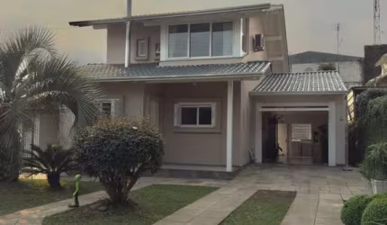 Casa com 3 quartos à venda no Nova Vicenza, Farroupilha  por R$ 1.300.000