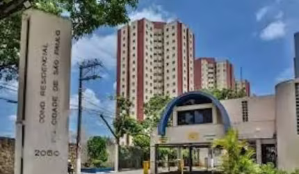 Apartamento 2 dormitórios com sacada
