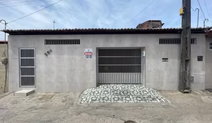 Casa para Venda em Fortaleza, Prefeito José Walter, 3 dormitórios, 1 suíte, 2 banheiros, 2 vagas
