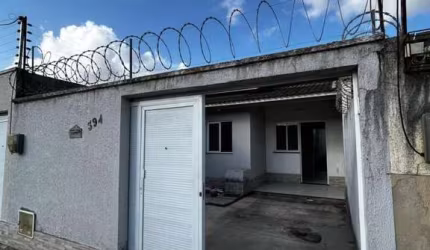 Casa para Venda em Maracanaú, Novo Oriente, 3 dormitórios, 1 suíte, 2 banheiros, 2 vagas