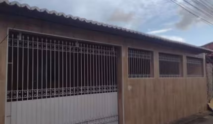 Casa para Venda em Fortaleza, Prefeito José Walter, 3 dormitórios, 1 suíte, 2 banheiros, 2 vagas