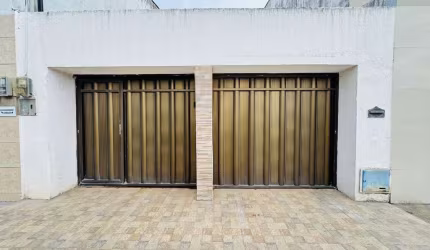 Casa para Venda em Fortaleza, Passaré, 2 dormitórios, 2 suítes, 3 banheiros, 2 vagas