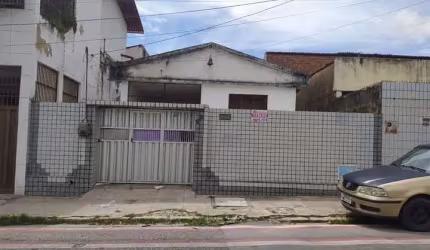 Casa para Venda em Fortaleza, Tauape, 3 dormitórios, 2 suítes, 2 banheiros, 2 vagas