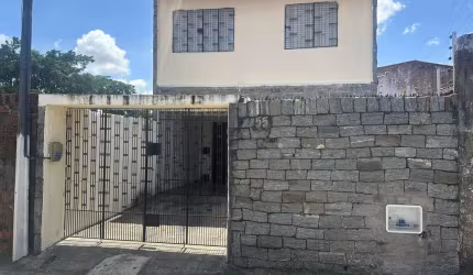 Casa Duplex/Usada para Venda em Fortaleza, Parangaba, 3 dormitórios, 1 suíte, 2 banheiros, 2 vagas