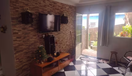 Duas Casas no terreno à venda no Jardim das Flores - Osasco/SP.