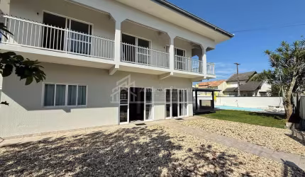Casa com 5 quartos à venda na Rua Santiago n. 105, Itaguaçu, São Francisco do Sul por R$ 1.450.000