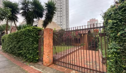 Sala comercial para locação localizada no principal ponto do Centro