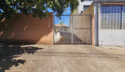 Casa para alugar no Jardim Bancários com 1 quarto - Região Oeste de Londrina