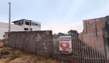 Terreno com 200m² à venda na Região Leste de Londrina