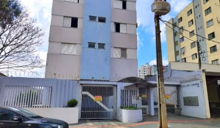 Apartamento à Venda no Edifício Maria Del Carmem em Londrina com 3 Quartos e Suíte