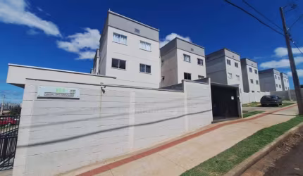 Apartamento para alugar de 2 quartos no Residencial Portal Das Grevilhas, Região Norte