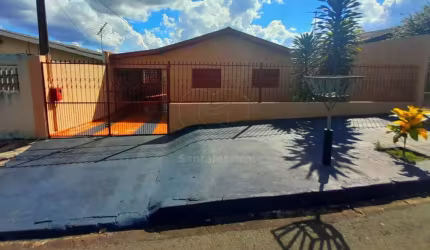 Casa para alugar com 2 quartos e 2 vagas de garagem na Região Norte de Londrina