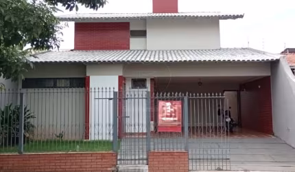Casa para Alugar com 5 quartos e churrasqueira, na Região Central de Londrina