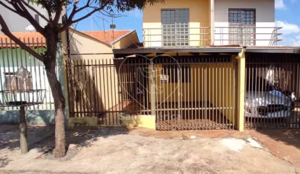 Casa para Alugar de 2 quartos com sacada com para alugar localizado no Cinco Conjuntos