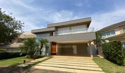 Casa à Venda e para Alugar no Condomínio Royal Park Residence com 5 quartos
