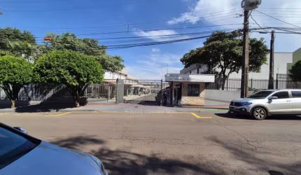 Casa para alugar no Condomínio Residencial Alto da Boa Vista - com 3 quartos sendo 1 suíte