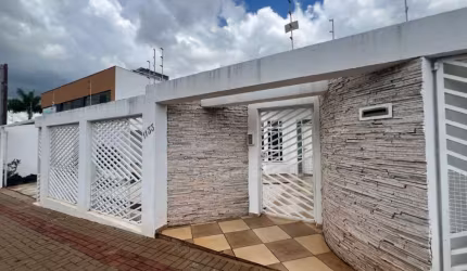 Casa Comercial para alugar no Bairro Tucanos, Região Sul de Londrina com 3 Salas