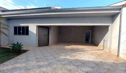 Casa na Região Leste com 3 Dormitórios Sendo 1 Suíte