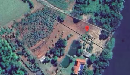 Chácara à Venda no Distrito de Maravilha com 5.000 m² às Margens do Rio Tibagi.