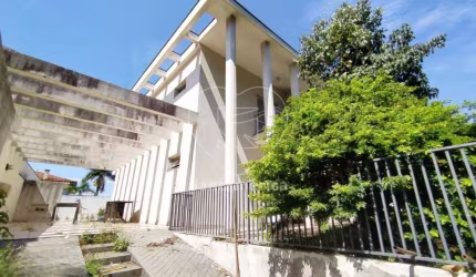 Casa à venda com 5 quartos no Jardim Presidente
