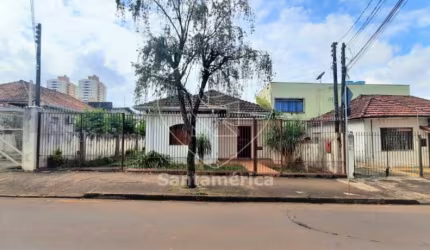 Casa Comercial à Venda na região Central próximo ao Terminal Central