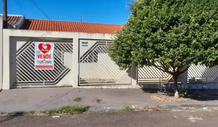 Casa para venda em Londrina no Jardim Santa Monica, com 180m² área útil