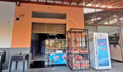 Ponto comercial e casas geminadas à venda em Londrina