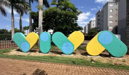 Casa à Venda no Condomínio Viva Londrina com 2 quartos