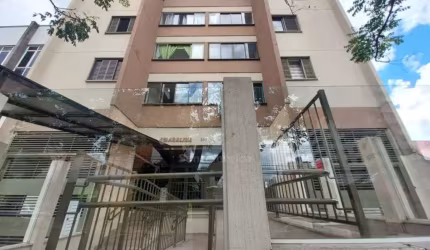 Apartamento à Venda no Edifício Amaralina com 2 quartos no Centro de Londrina