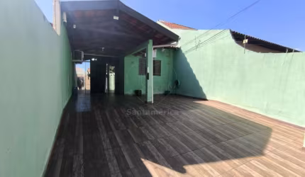 Casa à Venda com 2 Quartos no Jardim Acapulco - Londrina