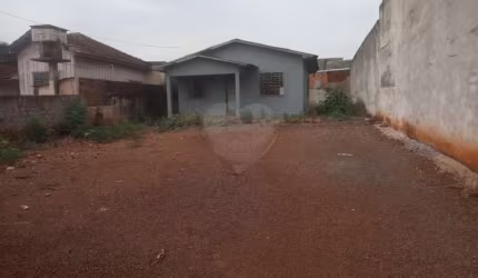 Casa residencial na Vila Casoni com 62m² de área privativa contendo 3 dormitórios