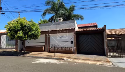 Casa com 285m² à venda próxima do Estádio do Café, no Jardim Coliseu