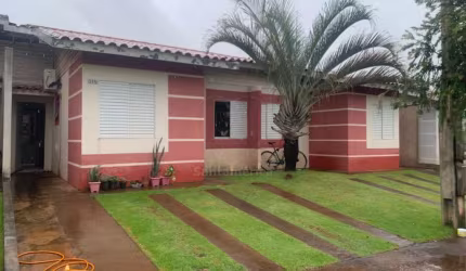 Casa em condomínio com 2 dormitórios na Região Norte de Londrina