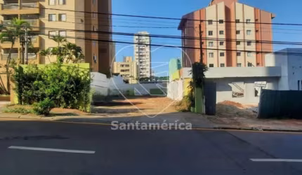 Terreno à venda e locação na rua Goiás próxima à Unifil no centro