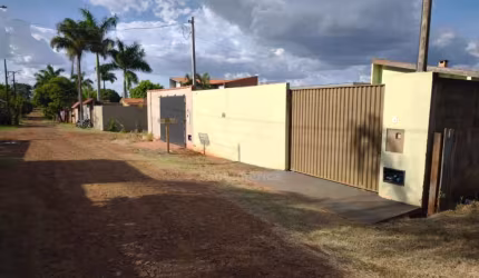 Chácara com 1 quarto à Venda em Ibiporã - Ideal para Lazer e Relaxamento