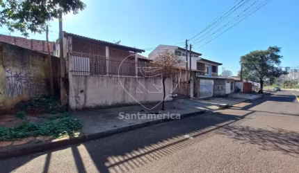 Casa com 3 dormitórios e vista para o lago a venda no Jardim Presidente