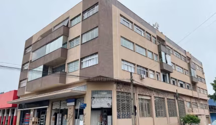 Apartamento com três dormitórios à venda no Edifício Ana Cristina