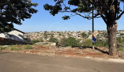 Terreno de 418,77m² em Declive no Jardim Sabará III