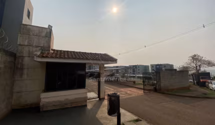Apartamento no Edifício Residencial Lindóia com 2 dormitórios na Região Leste de Londrina