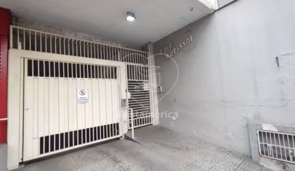 Apartamento à venda no Edifício Marissol, contendo 220m² de área privativa.