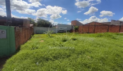 Terreno plano com 250m² à venda na região Norte
