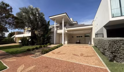 Casa à venda com 2 suítes no condomínio Residencial Acácia Imperial