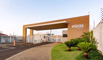 Casa à venda no Condomínio Morada das Flores com 3 Dormitórios sendo 1 Suíte em Cambé