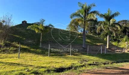 Chácara à venda no Recanto Fazenda da Nata contendo casa com 2 dormitórios sendo 1 suíte.