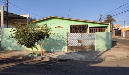 Casa à venda com 150m² no Maria Cecília